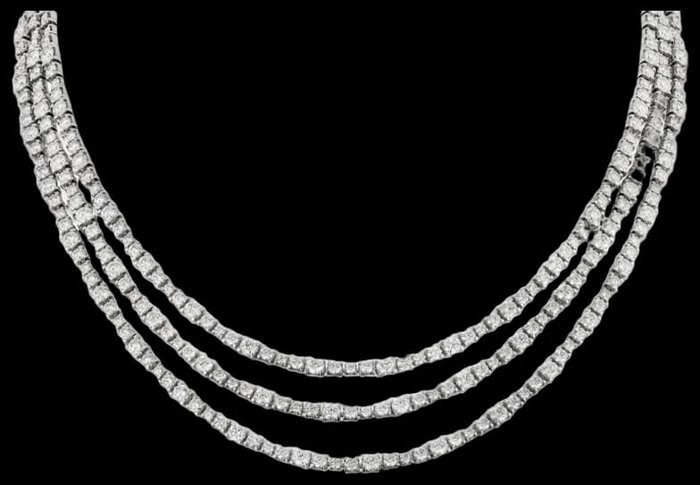 Cartier Essential Lines necklace, brilliant-cut diamonds